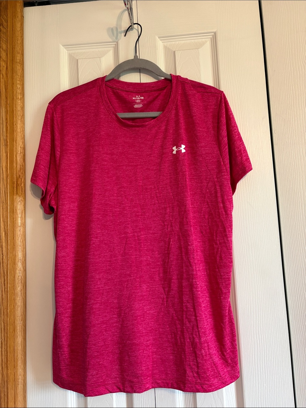 Under Armour Men's Heather Fuchsia Short-Sleeve Performance Tee